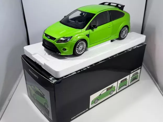 Minichamps Ford Focus Rs500 2010 1:18 100080001