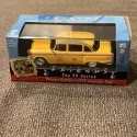 Friends Phoebe Buffay's 1977 Checker Taxi Cab Car 1:43 Scale GreenLight #86041
