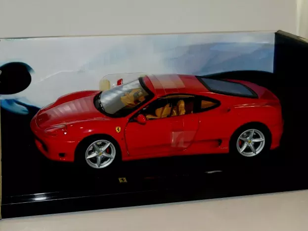 Hot Wheels Ferrari 360 Modena 2000 1:18 N2051