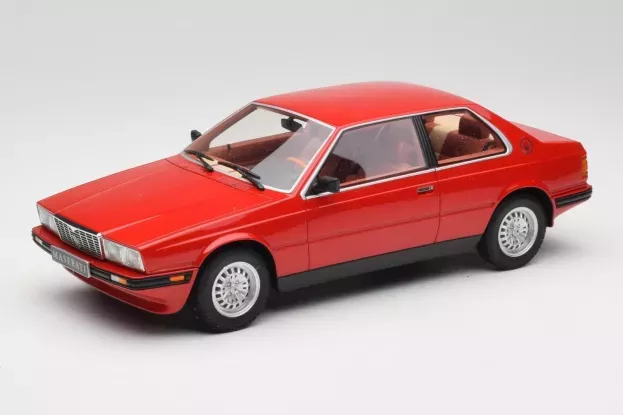 Minichamps Maserati Biturbo Coupe 1982 1:18 107123501