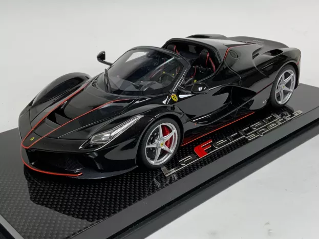 BBR Ferrari Laferrari Aperta Spider 2016 1:18 P18135A