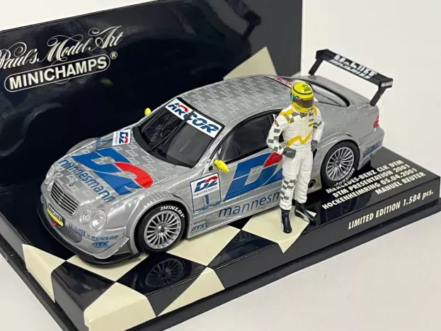 Minichamps Mercedes Clk-class Team Hwa N 1 Presentation Season Dtm Hockenheimring 05.04.2001 M.reuter With Pilot Figure 1:43 400013791