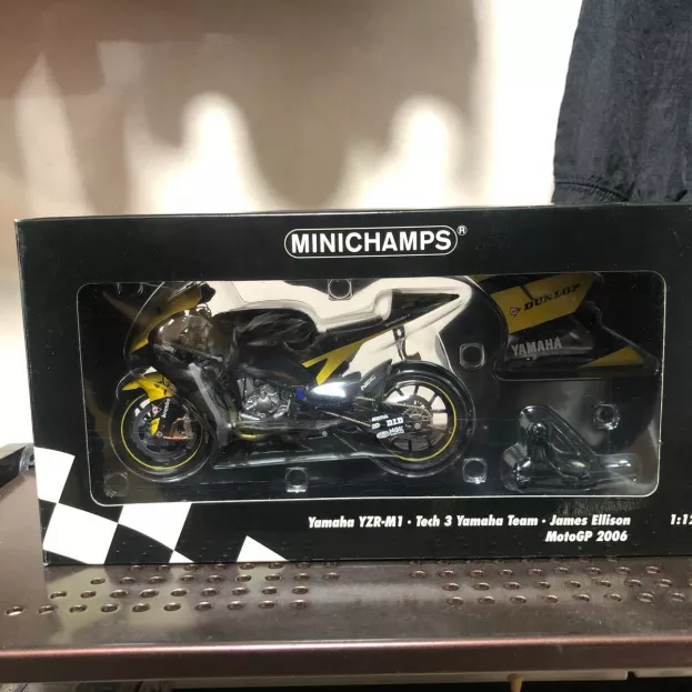 Minichamps Yamaha Yzr-m1 Team Tech3 Dunlop N 77 Motogp 2006 J.ellison 1:12 122063077