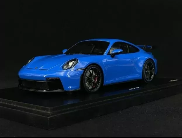 Minichamps Porsche 911 992 Gt3 Coupe 2021 Con Vetrina With Showcase 1:18 WAP0211490M003
