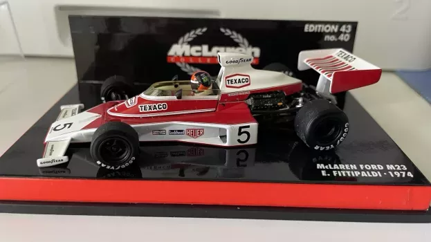 Minichamps Mclaren F1 M23 N 5 Emerson Fittipaldi Season 1974 World Champion Dettaglio Motore 1:43 530744305
