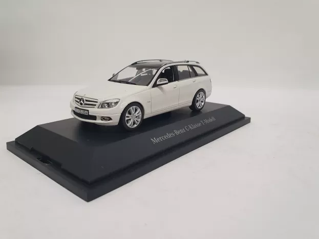 Schuco Mercedes C-class Avantgarde 2007 1:43 B66962360