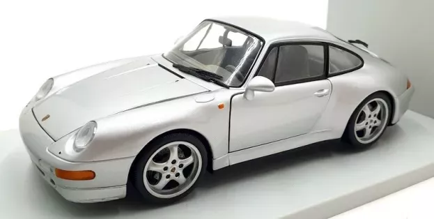 UT Models Porsche 911 993 Carrera S Coupe 1995 1:18 27826