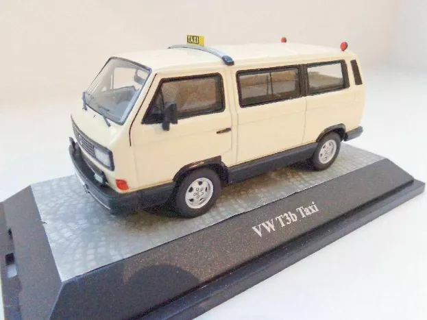 Premium Classixxs Volkswagen T3b Minibus Taxi 1979 1:43 13056