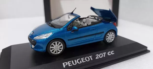 Norev Peugeot 207cc 1:43 472770
