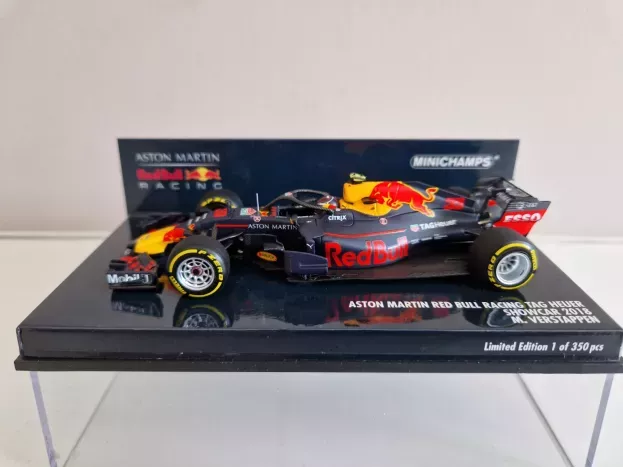 Minichamps Red Bull F1 Rb14 Renault Team Aston Martin Racing N 33 Showcar 2018 M.verstappen 1:43 417189033