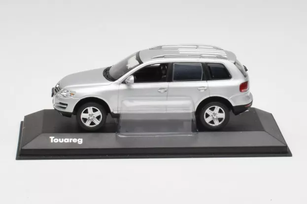 Minichamps Volkswagen Touareg 2003 1:43 68625