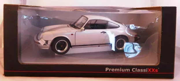 Premium Classixxs Porsche 911 3.2 Carrera Coupe 1:12 10151