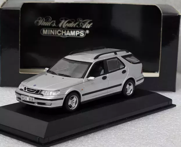 Minichamps Saab 9-5 Break 1999 1:43 430170810