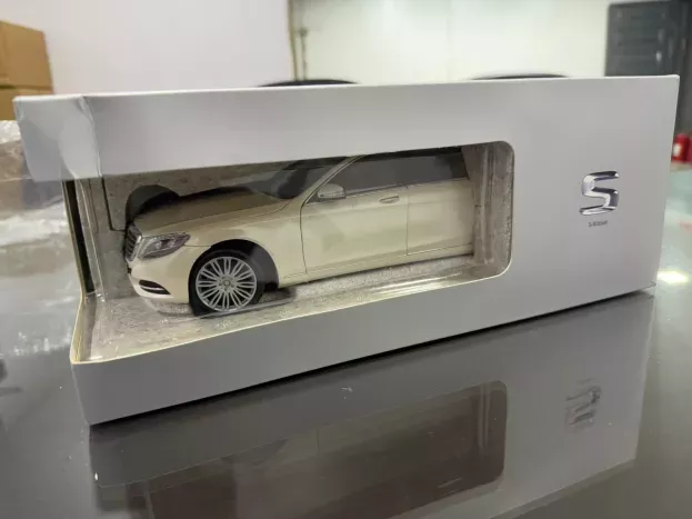 Norev Mercedes S-class S320 w222 4-door 2013 1:18 B66960156