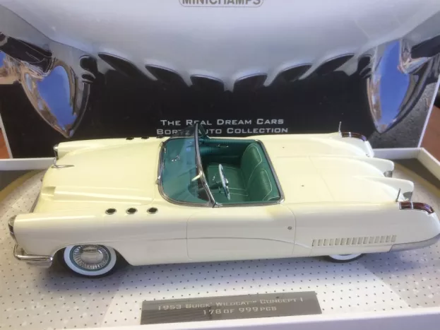 Minichamps Buick Wildcat I Concept Spider Cabriolet 1953 1:18 107141330