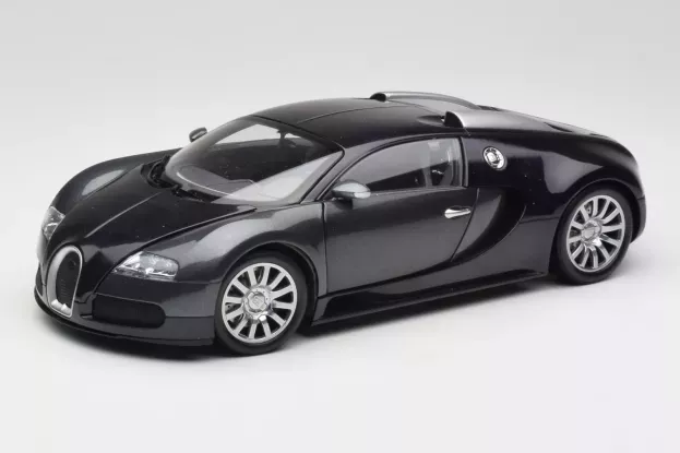 Minichamps Bugatti Eb16.4 Veyron 2009 1:18 100110820