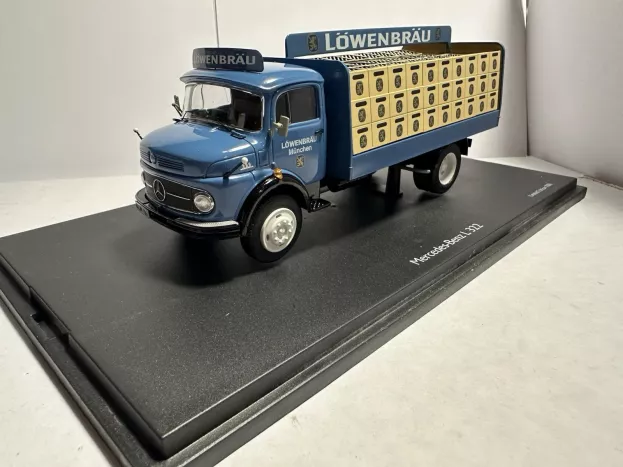 Schuco Mercedes L322 Truck Lowenbrau Bier 1:43 3267