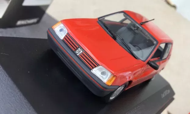 Minichamps Peugeot 205 Xr 1988 1:43 400112370