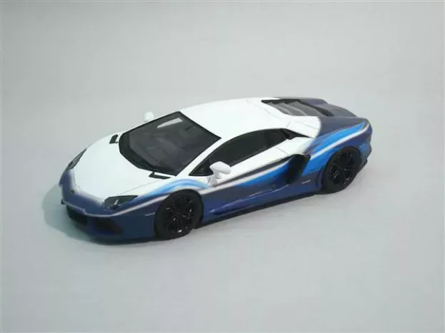 Looksmart Lamborghini Aventador Lp700-4 2011 1:43 LS384B