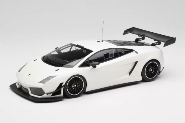 Minichamps Lamborghini Gallardo Lp600-4 Gt3 Street 2009 1:18 151111102