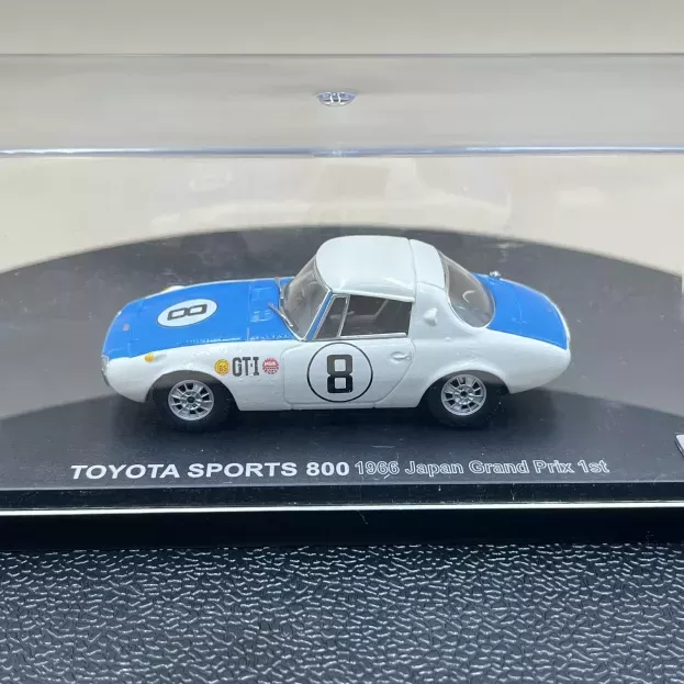 Kyosho Toyota Sports 800 N 8 Winner Grand Prix Japan 1966 1:43 03092E