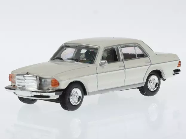 Schuco Mercedes E-class 280e w123 1975 1:87 452662600
