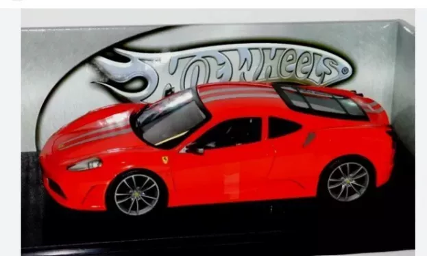 Hot Wheels Ferrari F430 Scuderia 2007 1:18 P9884