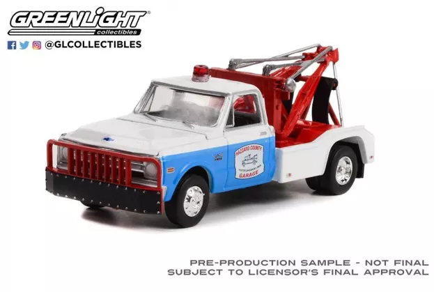 Greenlight Chevrolet C-30 Truck Carro Attrezzi Wrecker Road Service 1969 1:64 30324