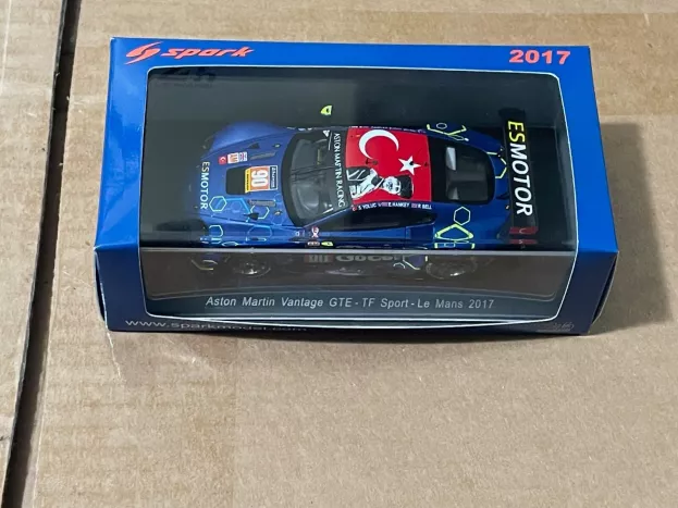 Spark Aston Martin Vantage Gte Team Tf Sport N 90 24h Le Mans 2017 S.yoluc E.hankey R.bell 1:43 S5841