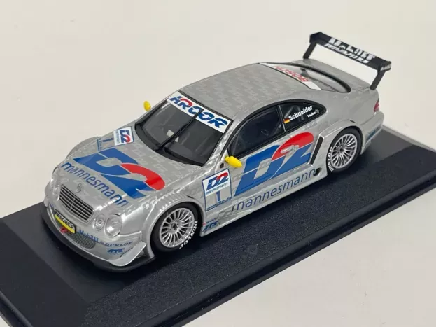Minichamps Mercedes Clk-class Team Amg N 1 Season Dtm 2000 B.schneider 1:43 430003701