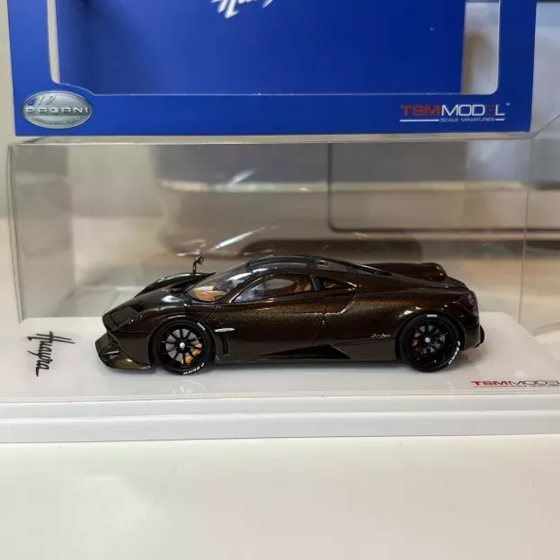 Truescale Pagani Huayra Hermes Edition 2016 1:43 TSM430402