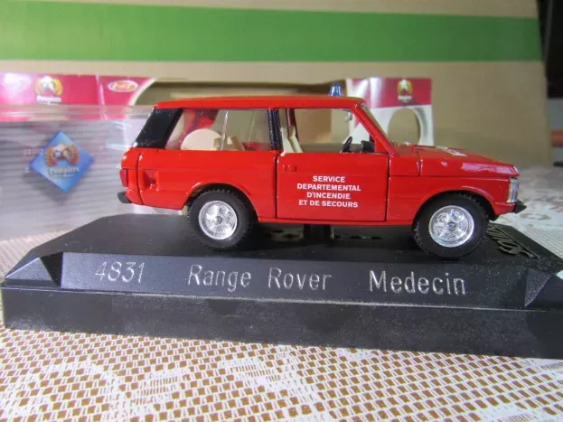 Solido Land Rover Range Medecin Fire Engine Vigili Del Fuoco 1:43 4831
