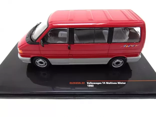 IXO Models Volkswagen T4 Multivan Minibus Allstar 1992 1:43 CLC555N.22