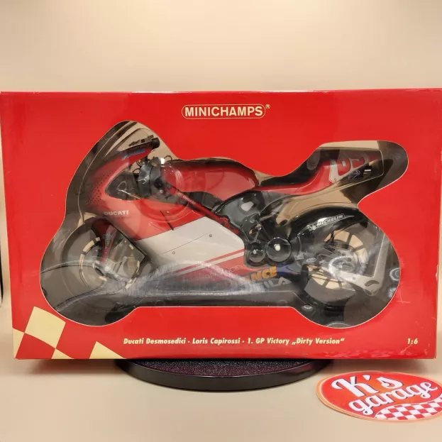 Minichamps Ducati Desmosedici N 65 1st Winner Ducati Motogp 2003 Loris Capirossi Dirty Version 1:6 62031495