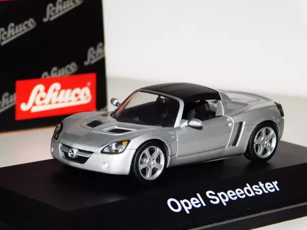 Schuco Opel Speedster 2001 1:43 4582
