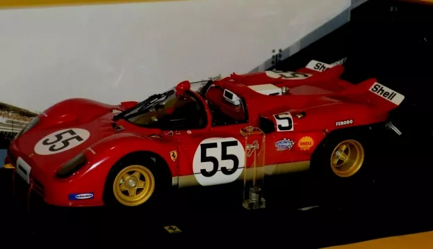 Hot Wheels Ferrari 512s N 55 3rd 1000km Nurburgring 1970 J.surtees N.vaccarella 1:18 T6259