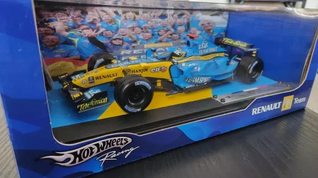 Hot Wheels Renault F1 R26 N 1 Fernando Alonso 2006 World Champion 1:18 J2986