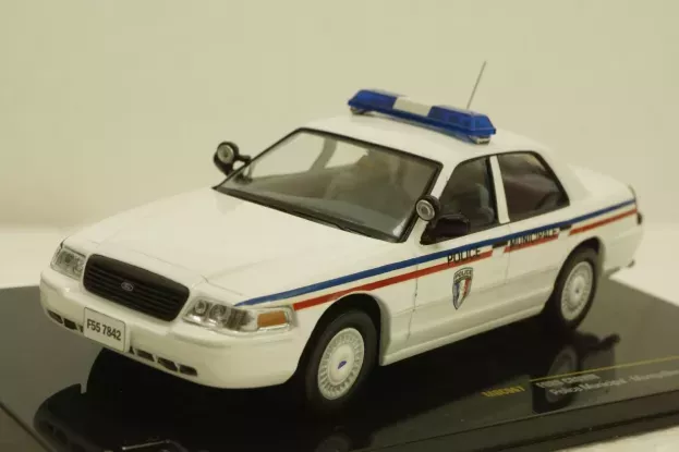 IXO Models Ford Crown Police Municipal Montpellier 1:43 MOC067