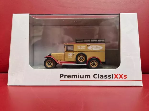 Premium Classixxs Mercedes L1000 Van 1:43 11152