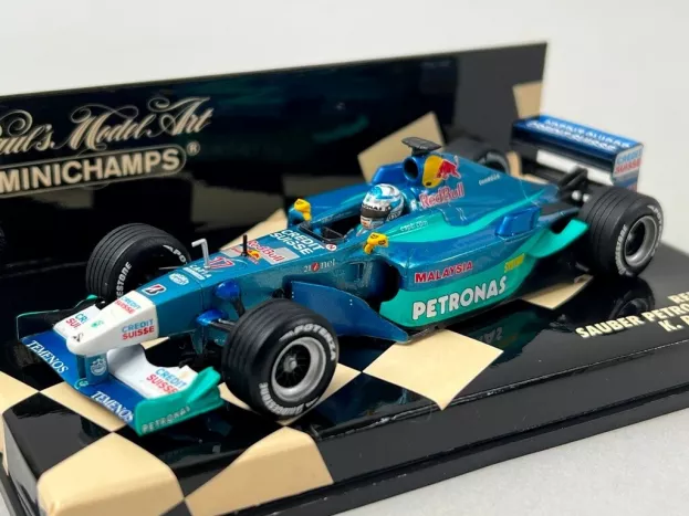 Minichamps Sauber F1 C20 Red Bull Petronas N 17 Season 2001 K.raikkonen 1:43 400010017