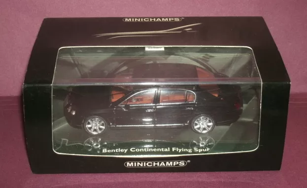 Minichamps Bentley Continental Flying Spur 2005 1:43 139460