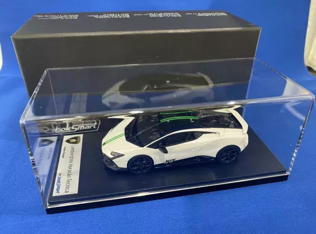 Looksmart Lamborghini Huracan Tecnica 2022 1:43 LS536SB