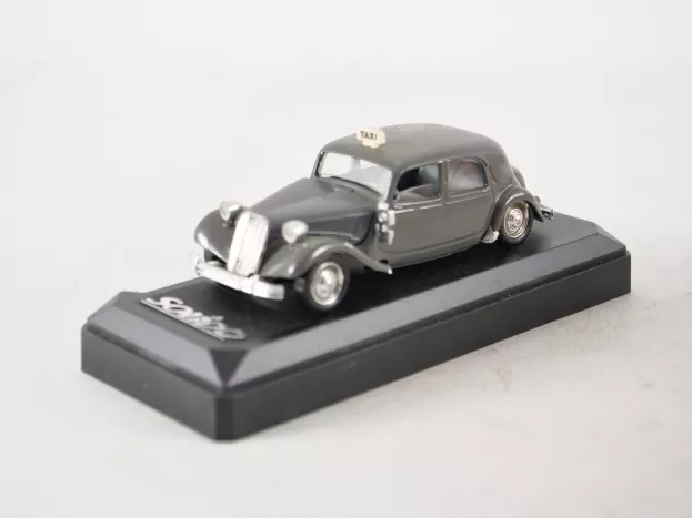 Solido Citroen Traction Avant 15cv 6c Taxi 1952 1:43 4536