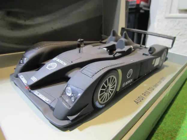 Spark Audi R10 Tdi Test Car 2006 1:18 18S009