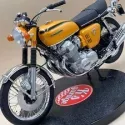 MINICHAMPS 1/6 Honda CB 750 K0 1968 Gold metallic Classic Series No.2 062161001