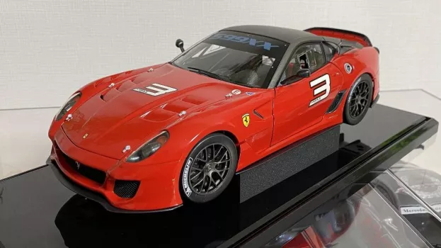 Hot Wheels Ferrari 599xx N 3 Race 2009 1:18 T6251