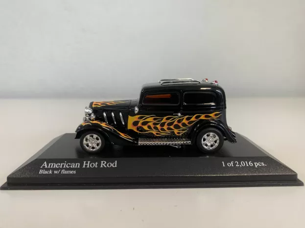 Minichamps Ford Hot Rod 1932 With Flames 1:43 400142260