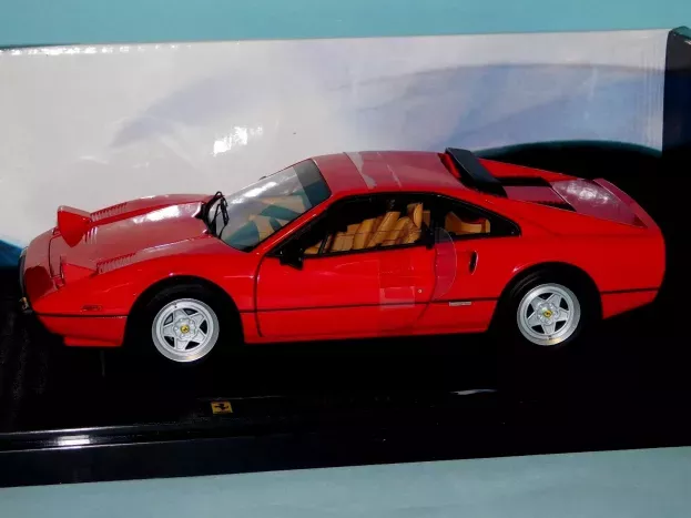 Hot Wheels Ferrari 308gtb 1978 1:18 T6923