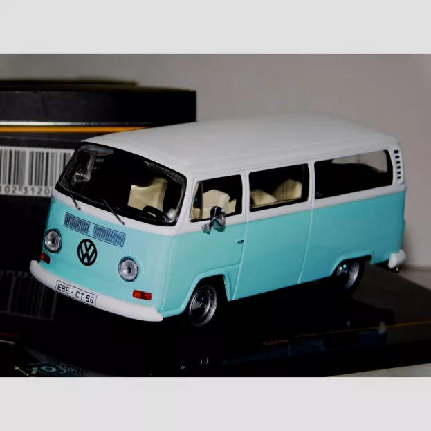 IXO Models Volkswagen Kombi Minibus 1965 1:43 CLC102