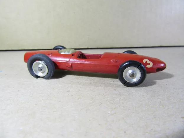 Solido Ferrari F1 156 1.5 Litre V6 N 10 1961 1:43 122